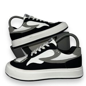 CCDB Fashion Platform Sneakers Black / White / Grey Women's 7.5